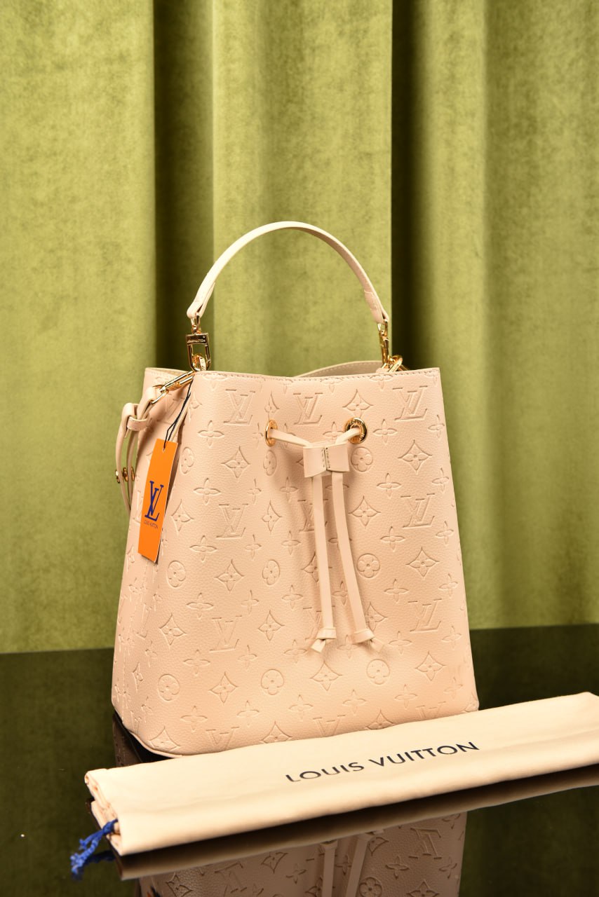 لوي فيتون نيونيو سادة (9 ألوان) - Louis Vuitton NeoNeo MM