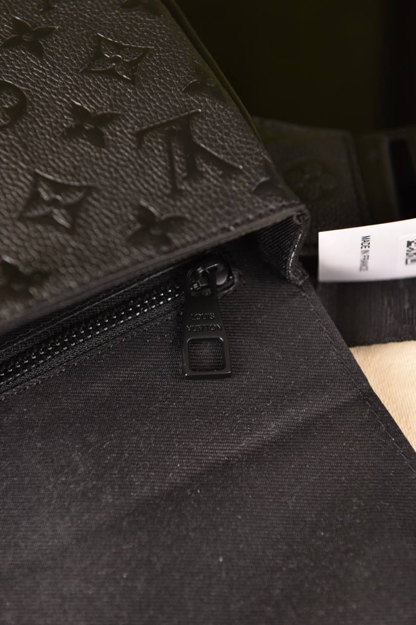 لوي فيتون (6 ألوان) - Louis Vuitton S Lock Sling Bag